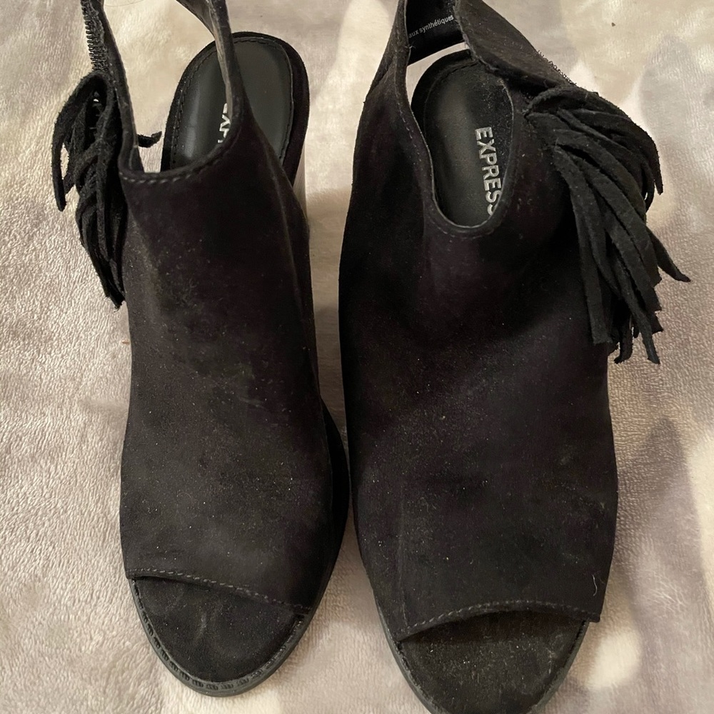 Peep Toe bootie